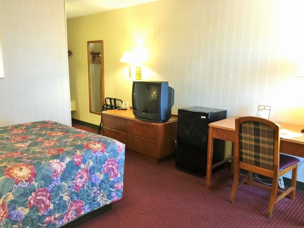 Super 8 By Wyndham East Hotel Madison